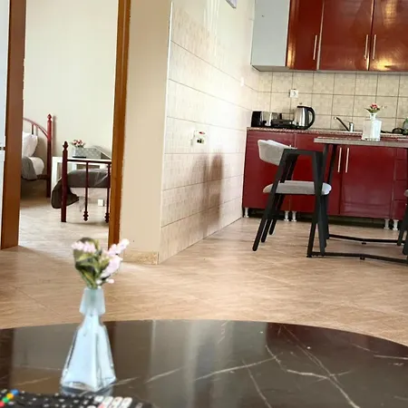 Holiday home Elenora House Nea Kallikrateia