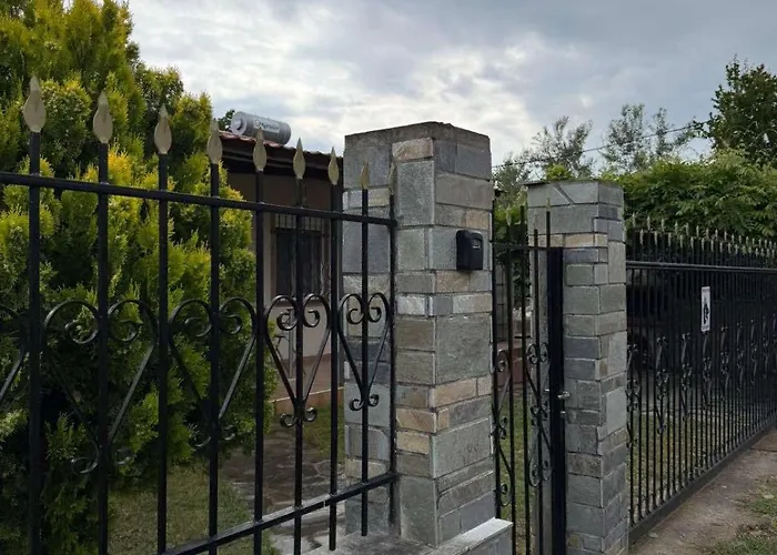 Case de vacanță Elenora House *