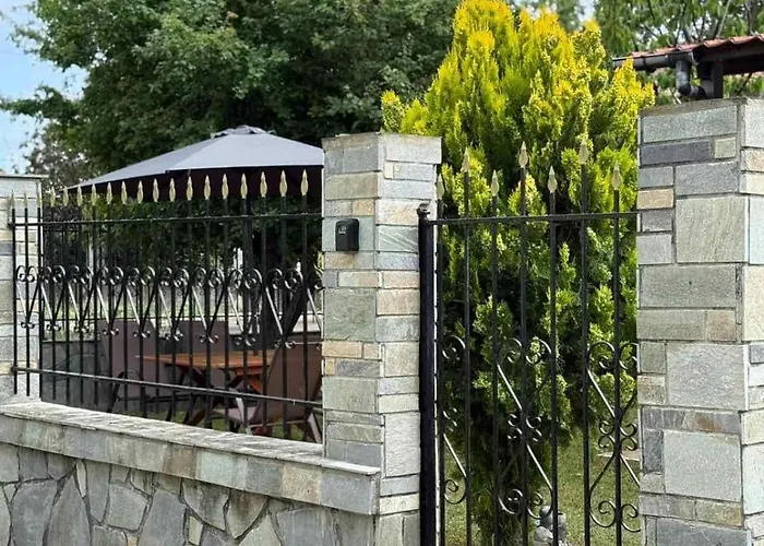 Elenora House Case de vacanță Nea Kallikrateia